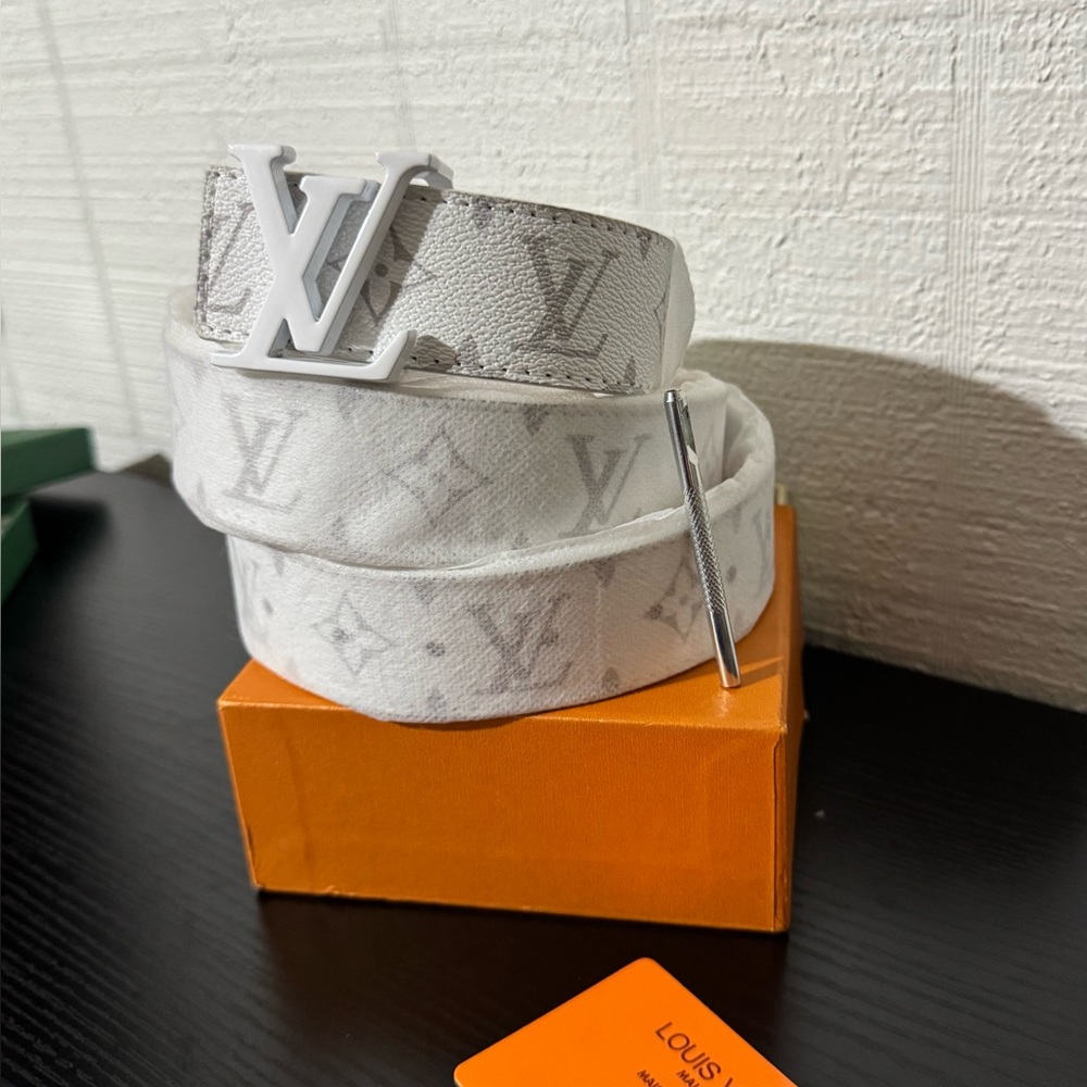 Vintage belts